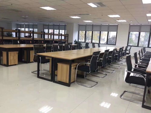 智能鋼木辦公家具 廠家報(bào)價(jià)指南與選購策略